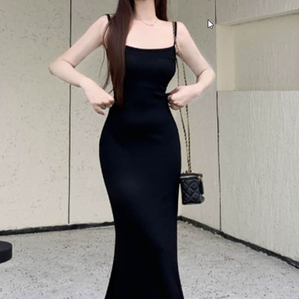 끈나시 원피스 슬림 슬리브리스 여름 데일리 바디라인 글램 심플 꾸안꾸 바캉스룩 데이트룩