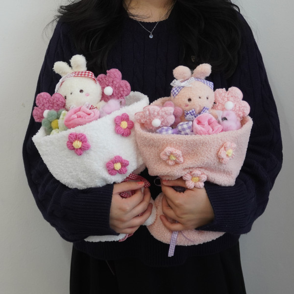뽀글이 토끼 인형 꽃다발 시들지 않는 꽃인형 선물