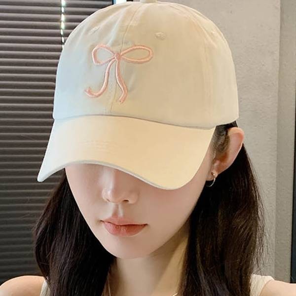 러블리 핑크 리본 모던한 포인트 컬러 귀여운 분위기 모자 데일리 스타일 여행 학생 직장인