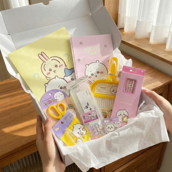 먼작귀 치이카와 학용품 문구 굿즈 선물 세트 2종 하치와레 우사기 가르마 캐릭터