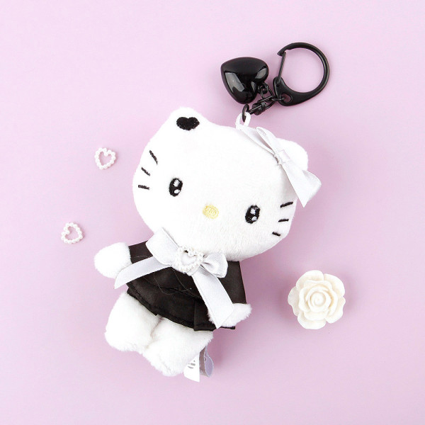 산리오 헬로키티 블랙하트 가방고리 8cm