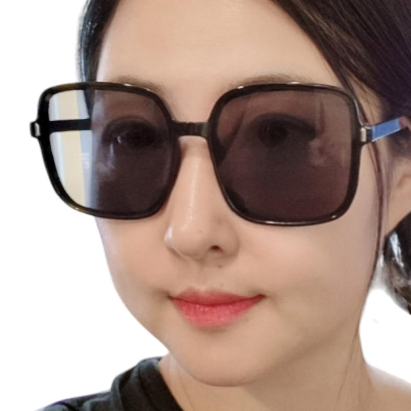 사각테 선글라스 (블랙)