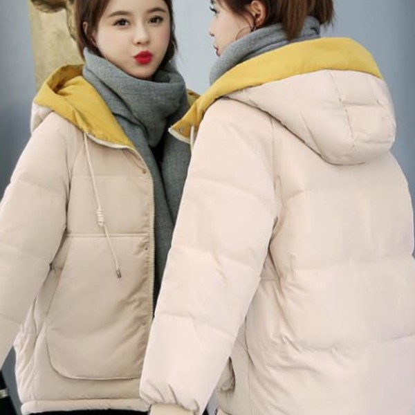 세련된 투톤 디자인으로 스타일 포인트를 살려주는 트렌디한 후드 점퍼 데일리룩 외투