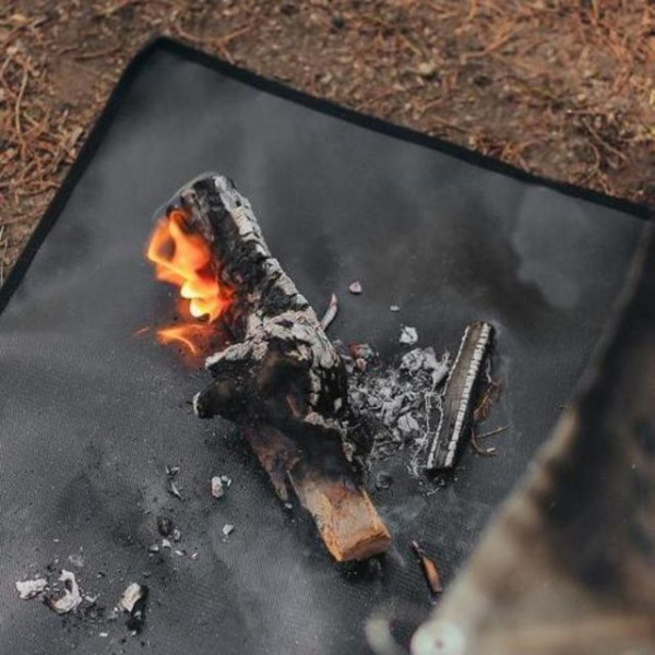 블랙 실리콘 캠핑 BBQ 그릴 화로대 난로 방염 시트 방염포