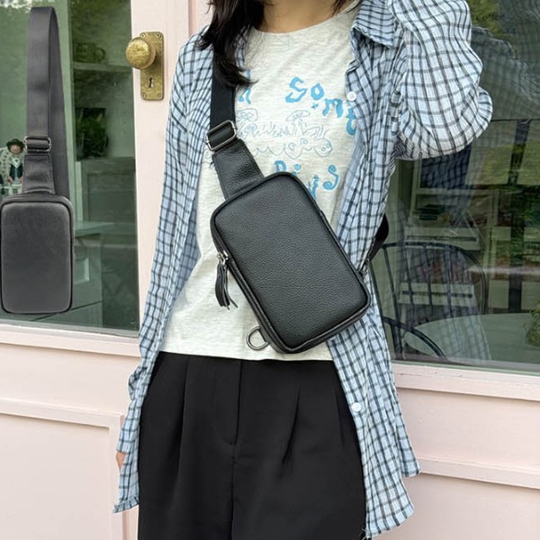 간편한 휴대 끈조절 가능 데일리 가죽 슬링백 미니형 가벼운 무게 끈으로 조절이 가능