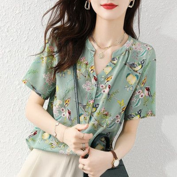 LS79300 V넥 플라워 노카라 데일리 반팔 블라우스