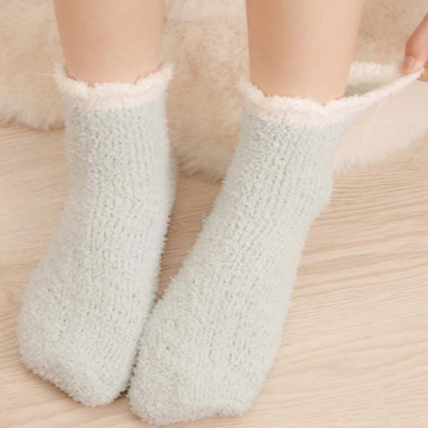 포근한 여성용 겨울 보온 기모 임산부 산모 수면 양말