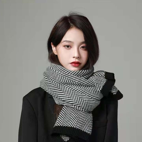 시크한 느낌의 무드 패션 데일리 여자 목도리 사선패턴 고급 겨울 머플러 여성용 한겨울