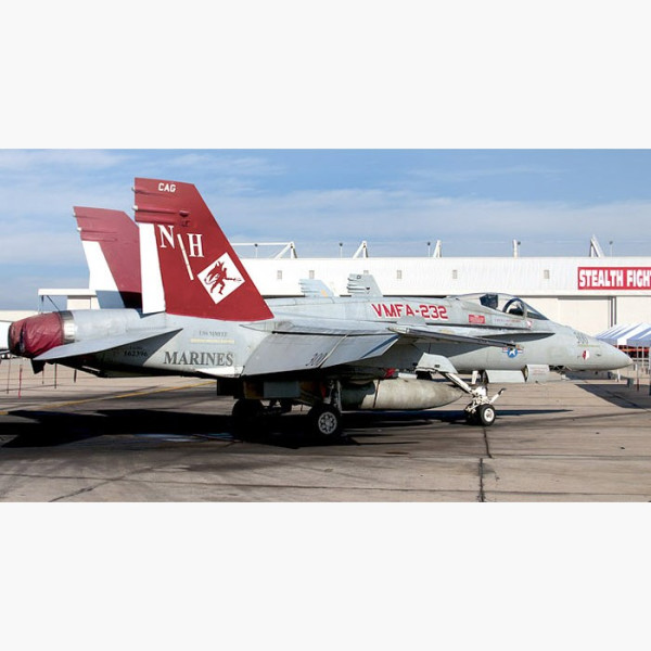 144sc 미해병대 FA18VMFA232 레드데블스