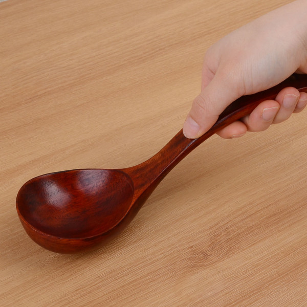 옻칠 국자