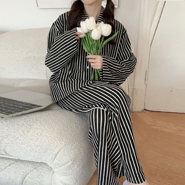 코크니앵 여자 프리미엄 블랙 스트라이프 라운지웨어 실내복 수면바지 홈웨어 파자마세트