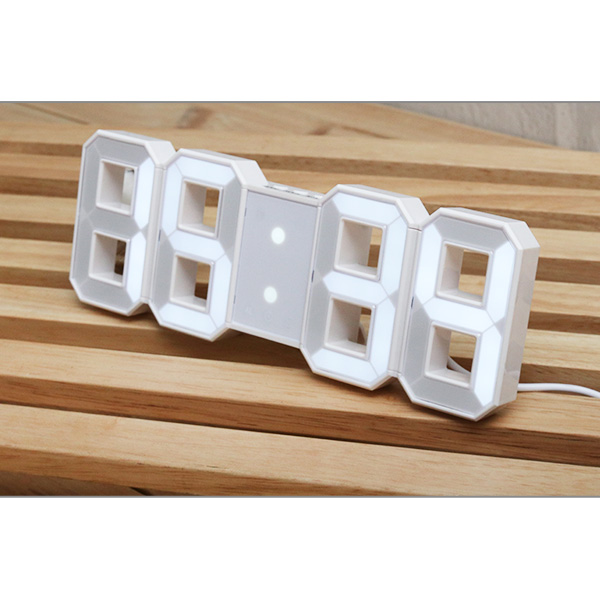 화이트 3D LED 디지털 알람시계 210 x 75mm