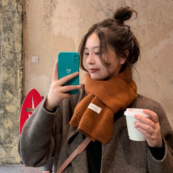 여성 예쁜 숏 목도리 짧은 머플러 넥워머 포인트 아이템 스타일링 패션 겨울 코디