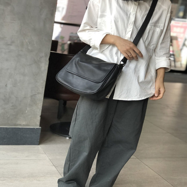 데일리 데이브 숄더백 블랙