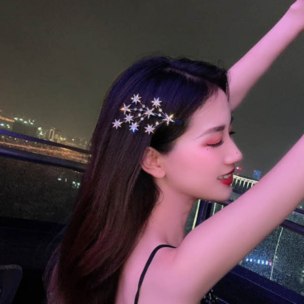 블링블링 머리핀 포인트 아이템 헤어액세서리 특별한 무드 파티 행사 포인트 화려한 스타일링