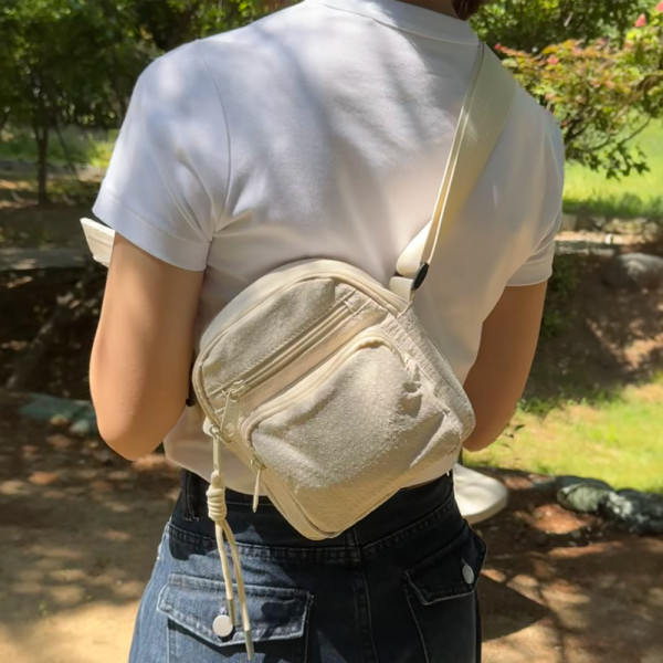 가벼운 여행용 미니 데일리 여름 크로스백 아이보리