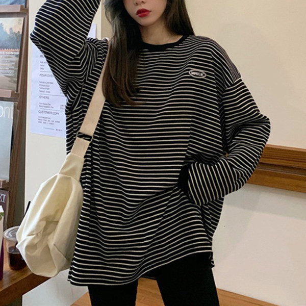 여성 루즈핏 스트라이프 줄무늬 긴팔 맨투맨 티 블랙