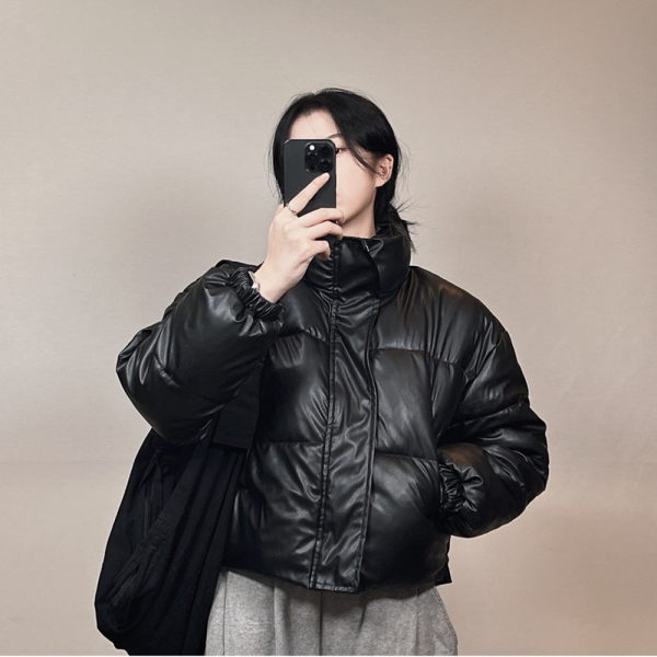 무광 레더 크롭 여성 숏패딩 점퍼 자켓 잠바 아우터 2color 겨울 패딩 하이넥 똑딱이
