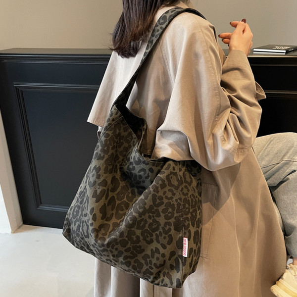 호피 레오파드 숄더 데일리 백 여성 가방 카키