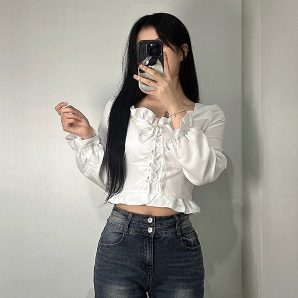 아일렛 스모크 프릴 크롭 블라우스 티 3color 퍼프 셔링 리본 긴팔 코르셋 스퀘어넥