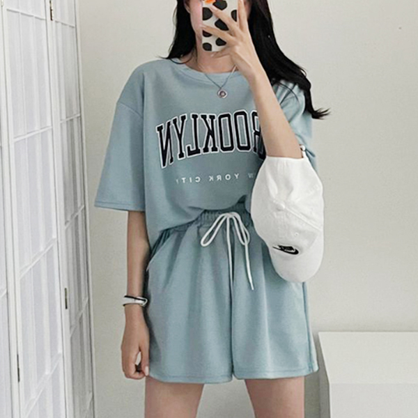 레터링포인트셋업 여성상하의반팔바지세트(블루)