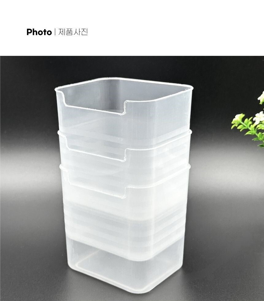 제품을 손으로 잡은 크기 비교 이미지
