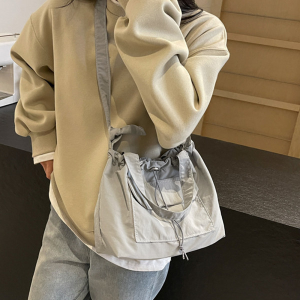 나일론 데일리 가벼운 크로스 백 여성 가방 그레이
