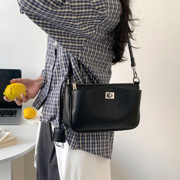여성 데일리 가방 결혼식 가죽 숄더백 블랙